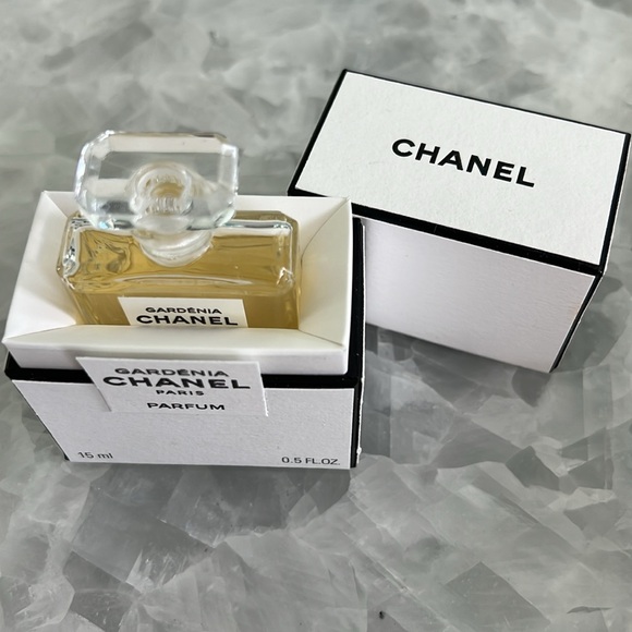 ❤️Gardenia Chanel LIMITED EDITION.  
95% available.  Newly bought. GREAT S… - Picture 5 of 5